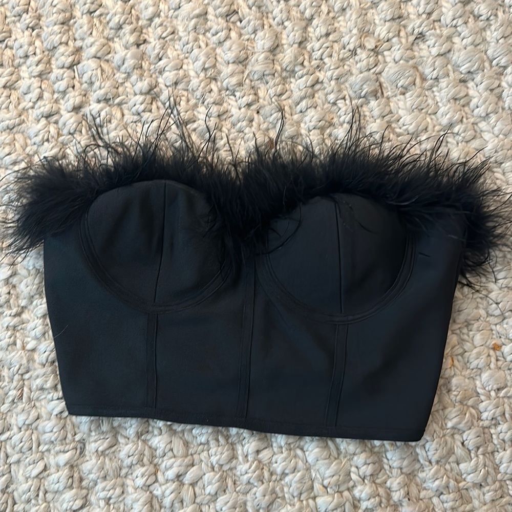 Strapless bustier